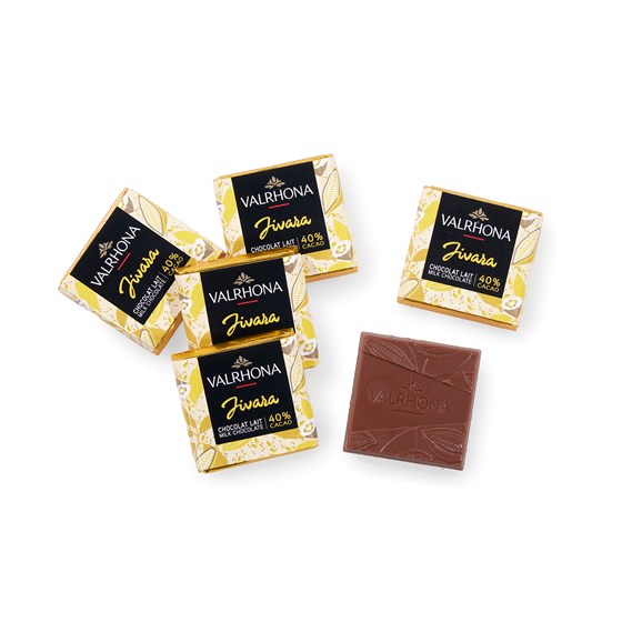 Valrhona firkant Jivara 40% 5g 200stk
